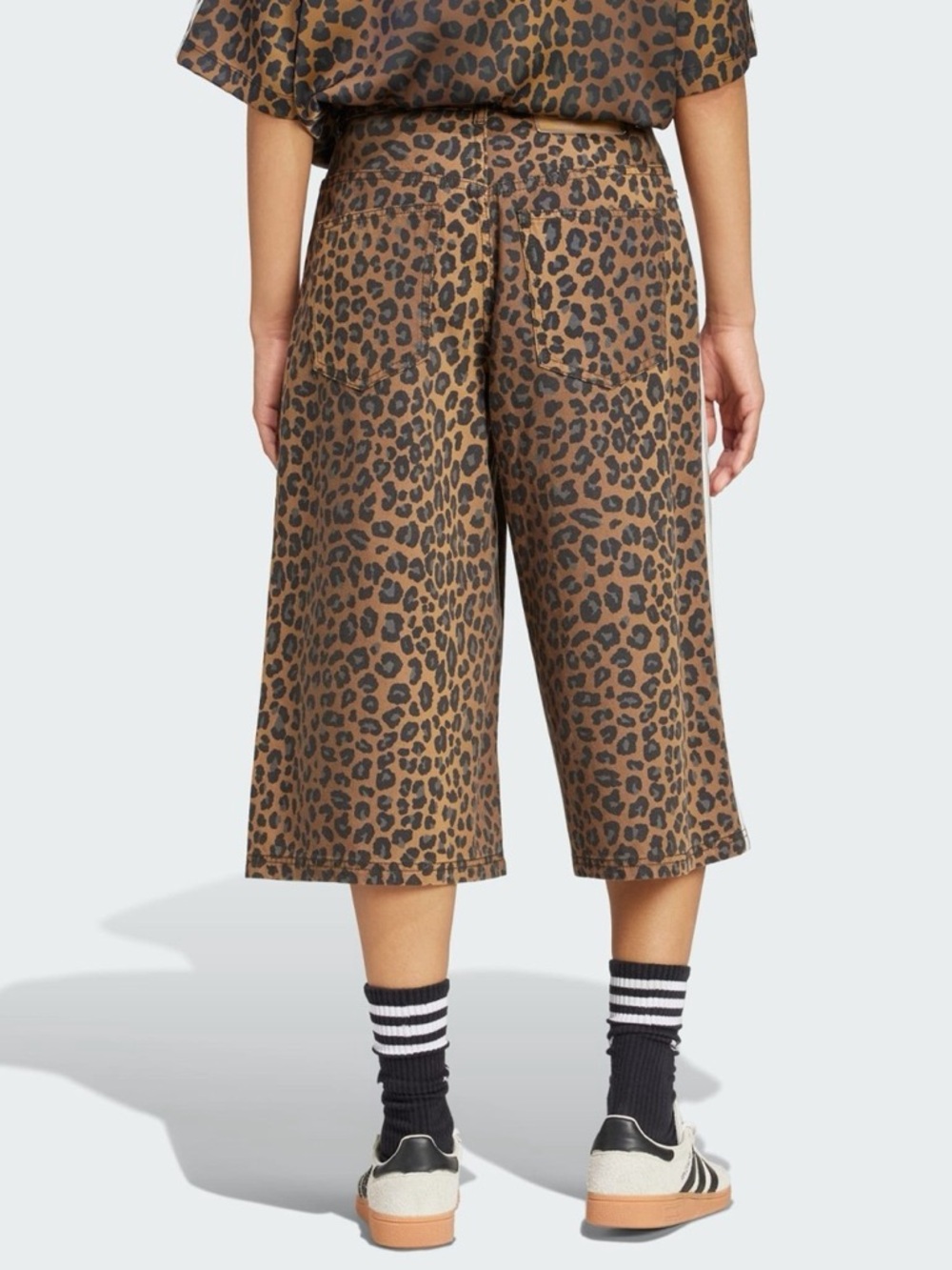ADIDAS ORIGINALS 3 STRIPES WOMEN'S LEOPARD DENIM BERMUDA SHORTS 24” - Picture 3 of 12